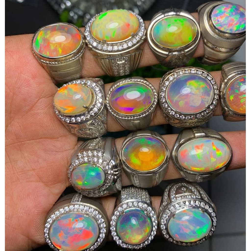 kalimaya Banten blacek Opal
