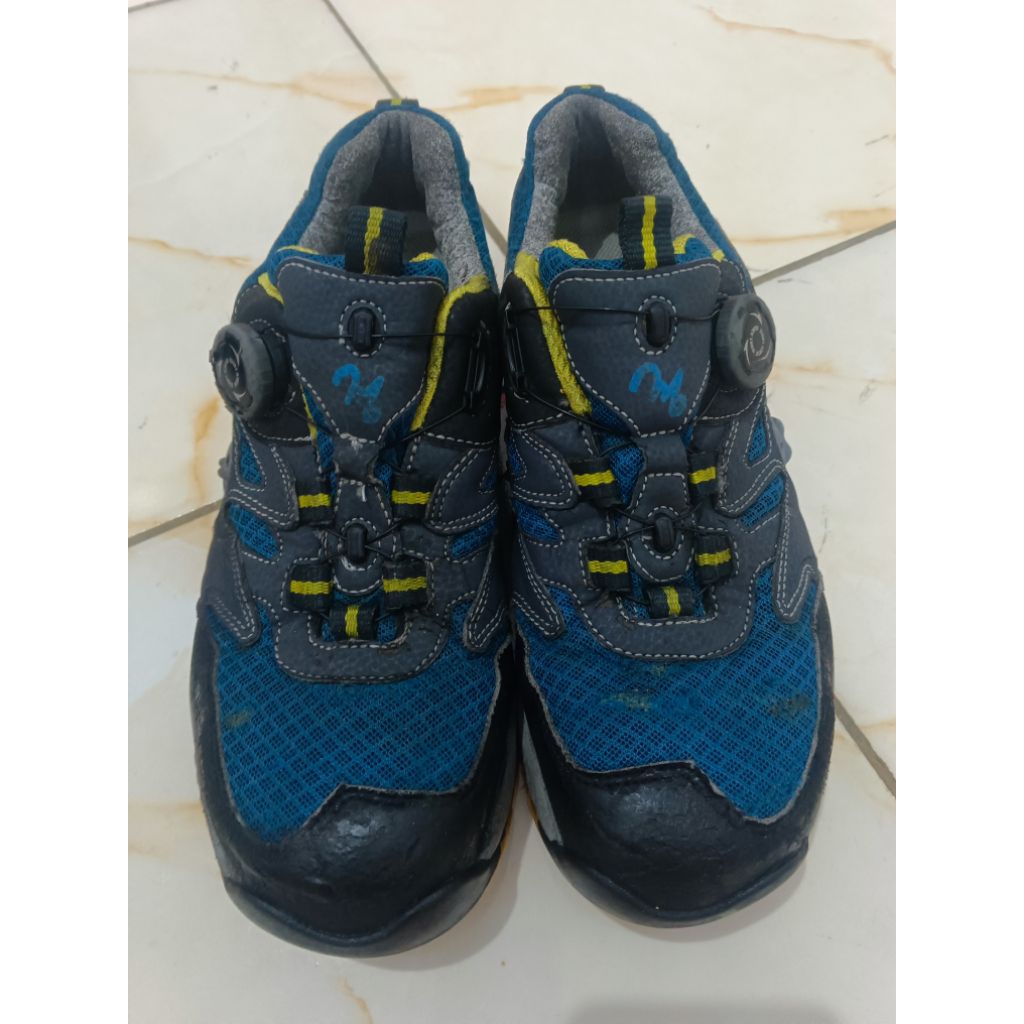 Black Eagle sepatu safety preloved