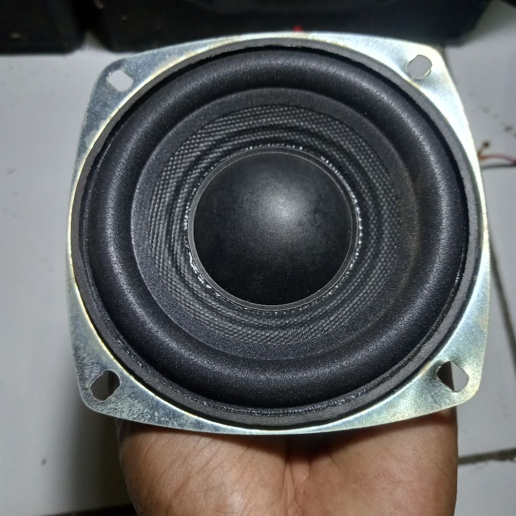1 pcs Speaker subwoofer GMC copotan 4 ohm 20 Watt