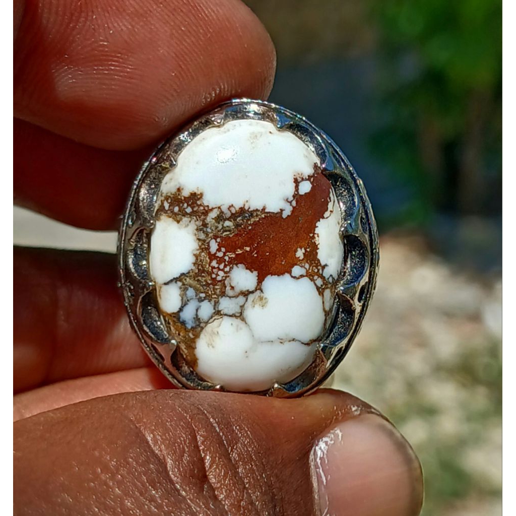 Batu akik pirus putih