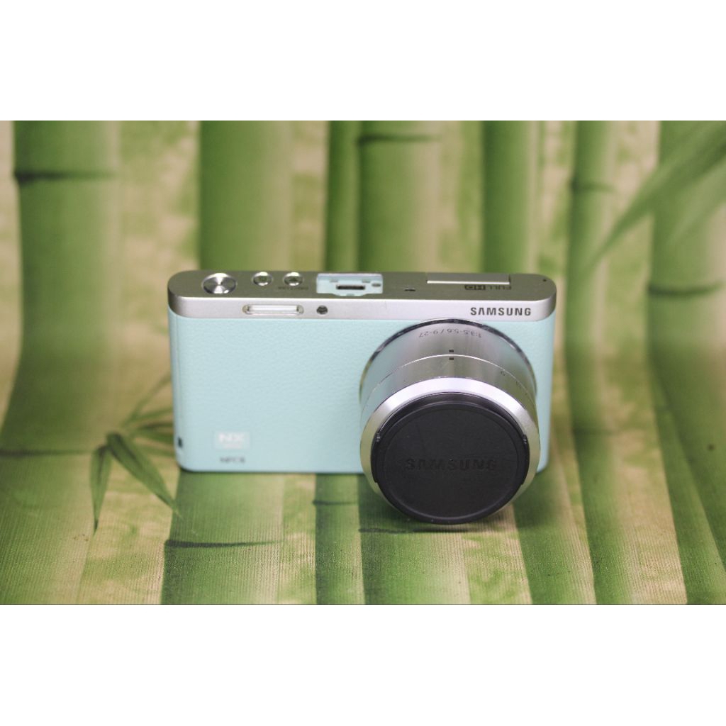 Samsung NX Mini plus kit (green mint)