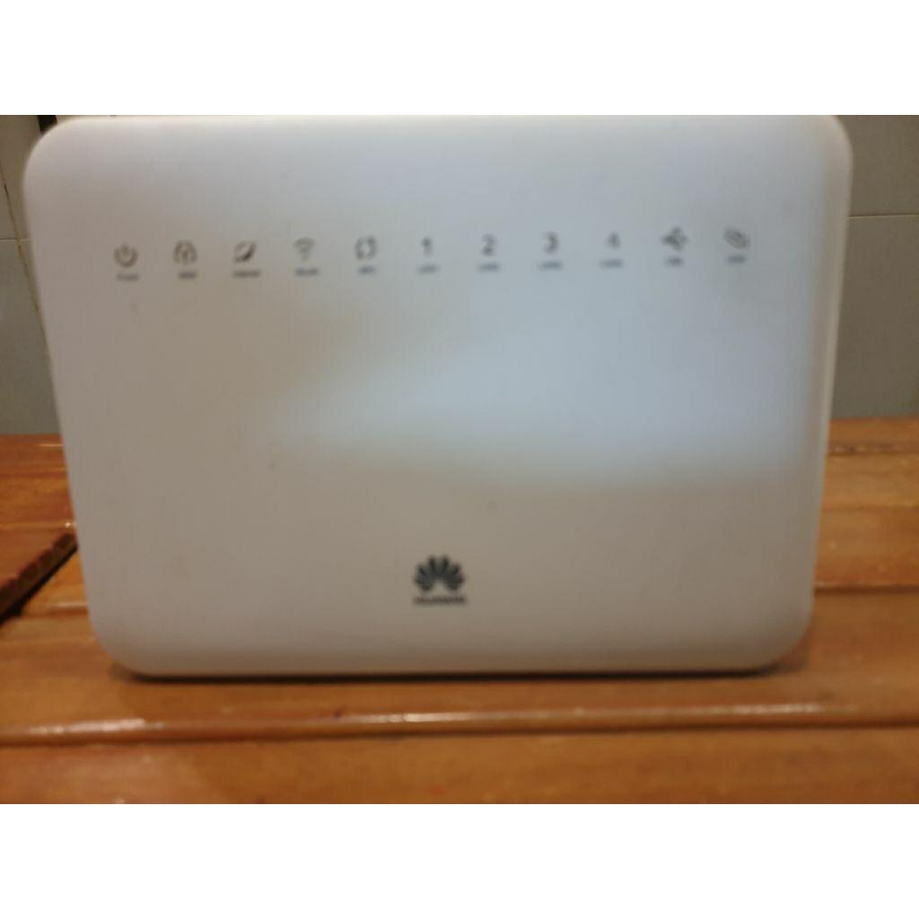 router huawei  home gateway LG8245V dual band