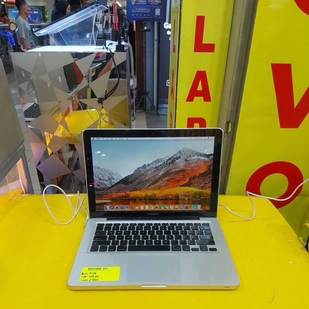Laptop Macbook Pro 2010 Core 2 duo 13,3-inch ram 4gb ssd 128gb nvidia geforce 320M 1406