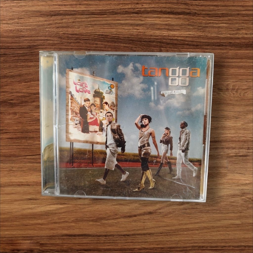 Kaset CD Tangga - Lost in Love