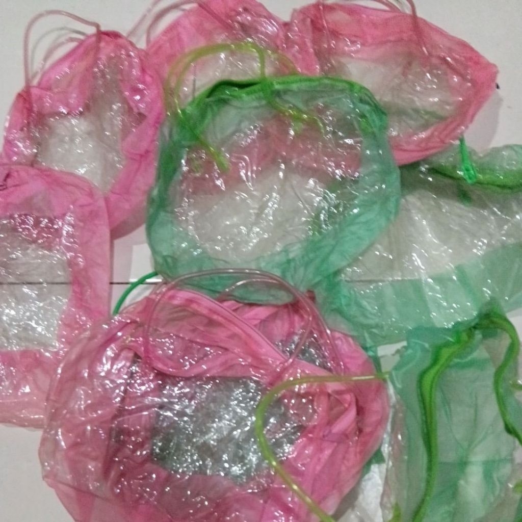 wadah kosmetik/tas kosmetik/pouch mini/tas plastik mini/tas perlengkapan mandi