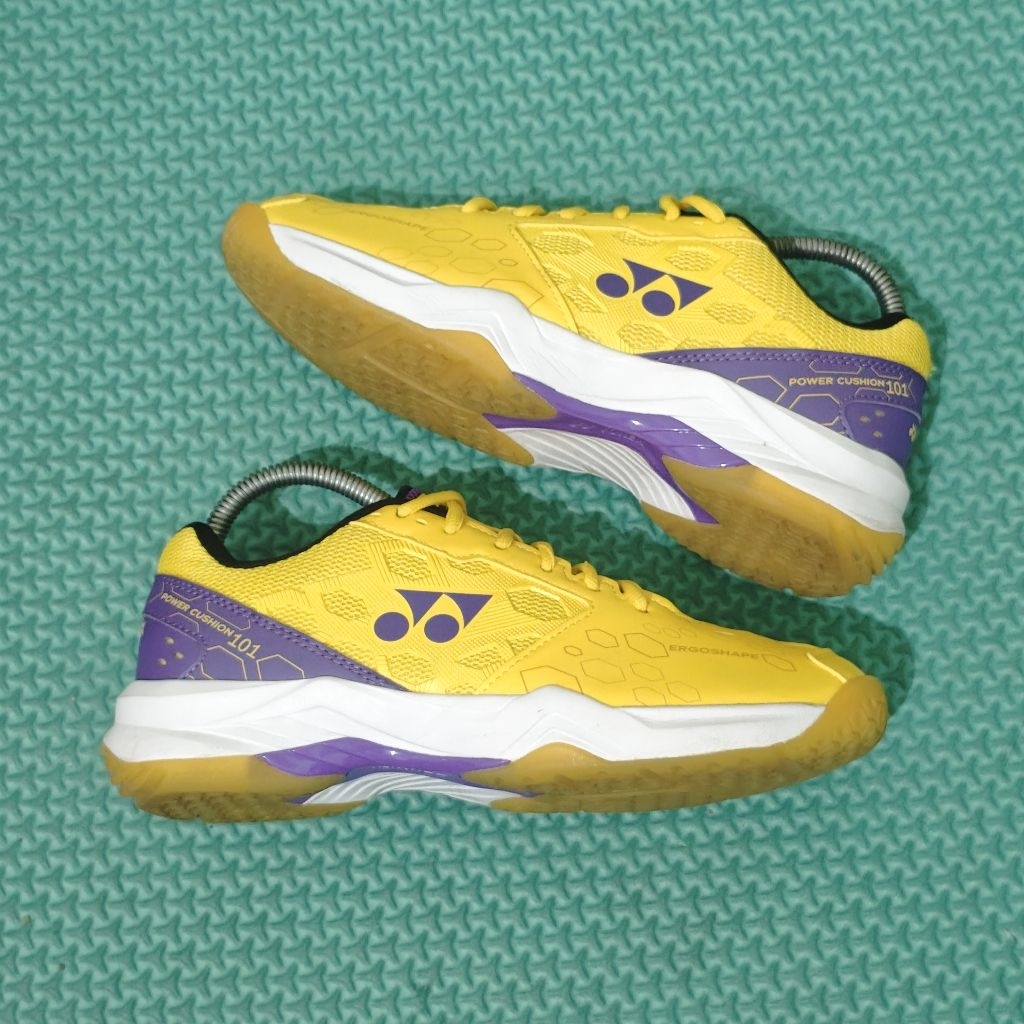 Sepatu badminton Yonex SHB 101 CR Second Original Size 39
