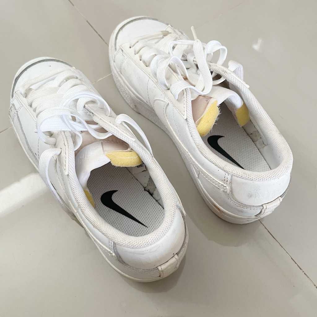 preloved sepatu NIKE blazer low platform
