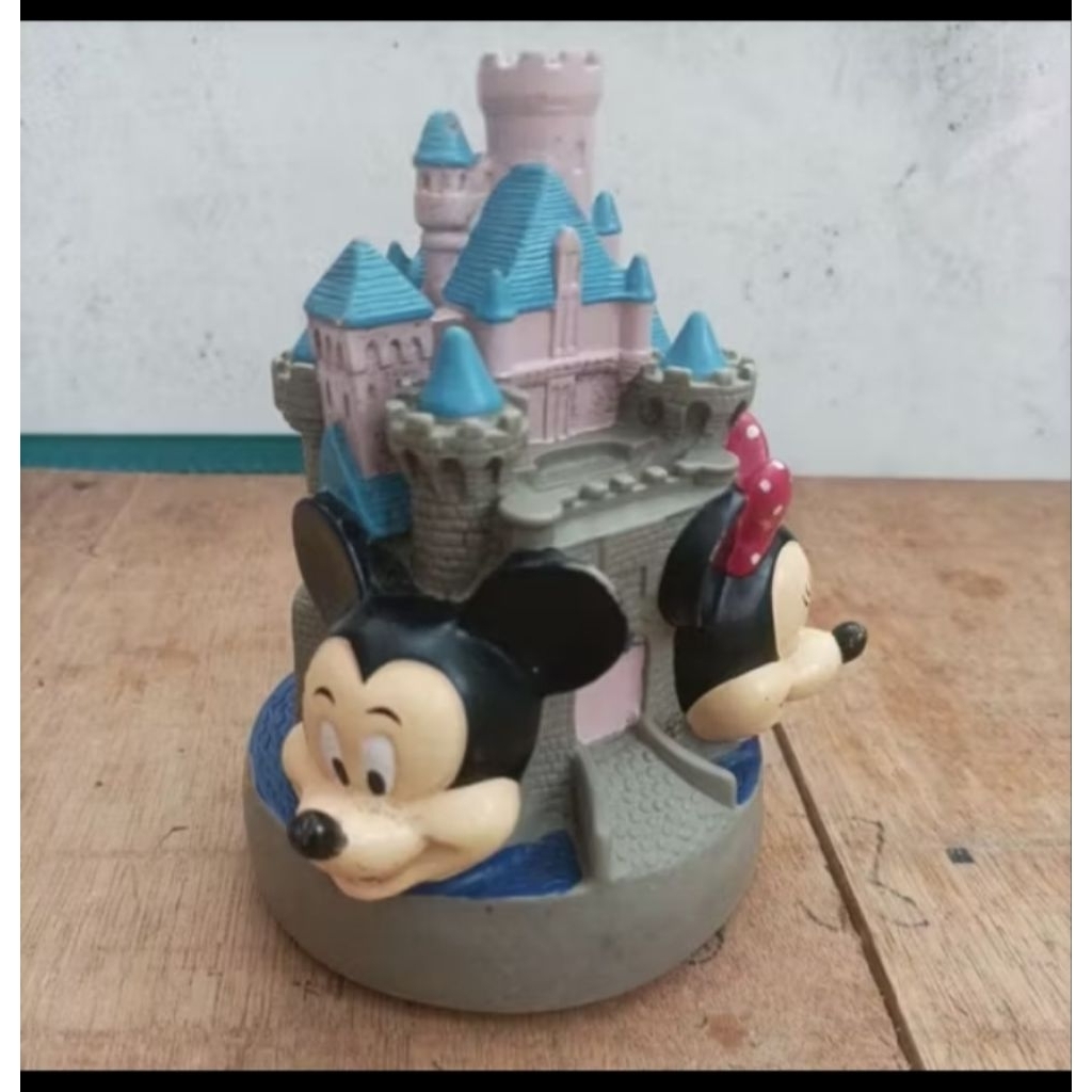 castle Mickey mouse ori