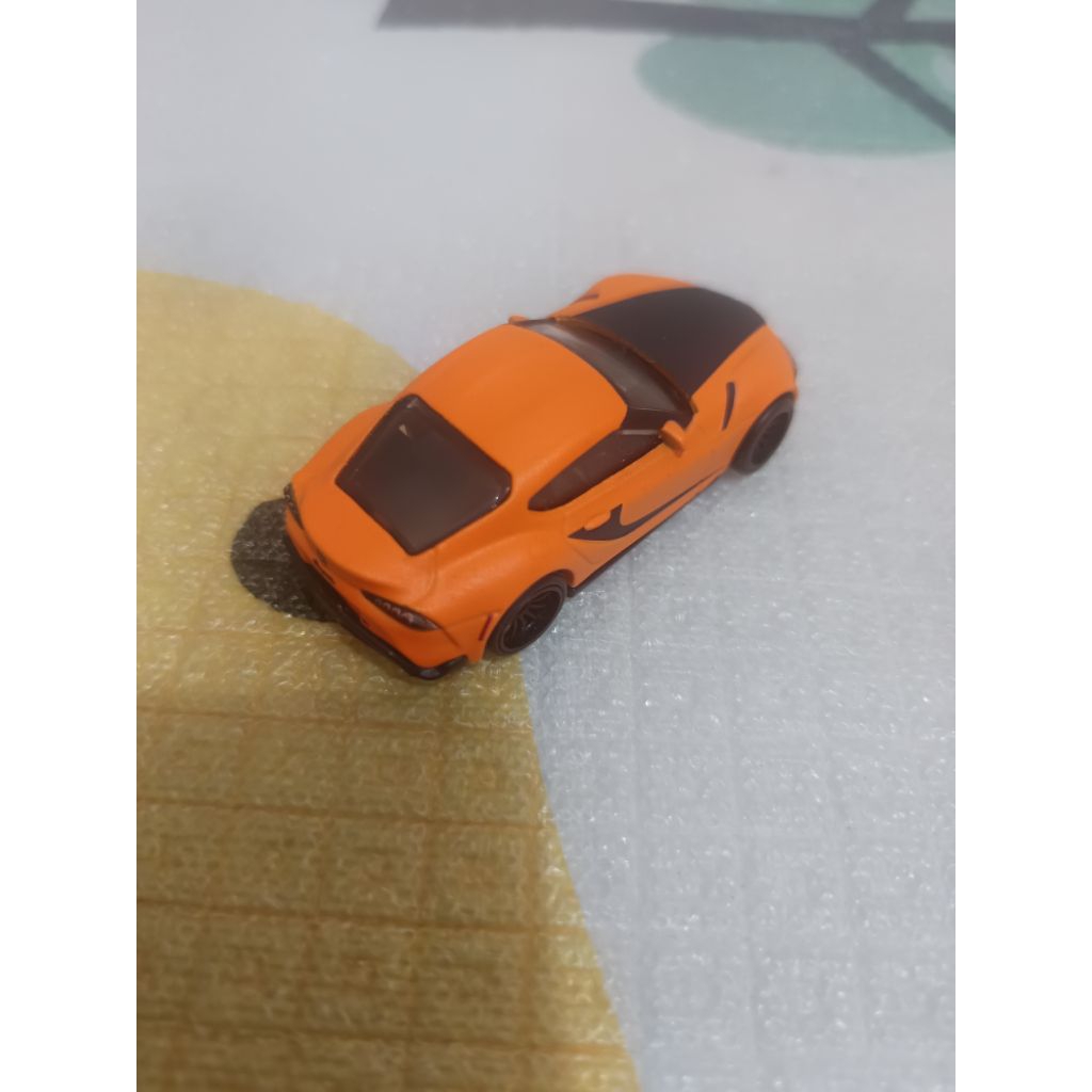 (pakaian wanita bonus) Hotwheels loose GR Supra