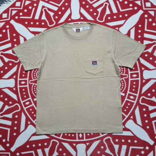 koas ben davis pocket  lengan pendek