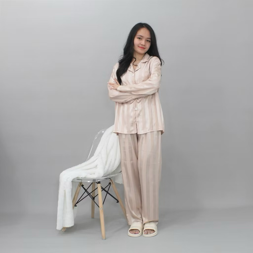 (PRELOVED) PIYAMA SATIN ROSEGOLD