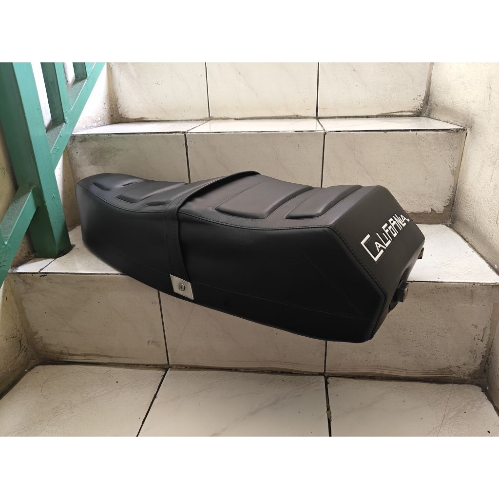 Jok California MG Vespa Px Pxe Exclusive Kunci