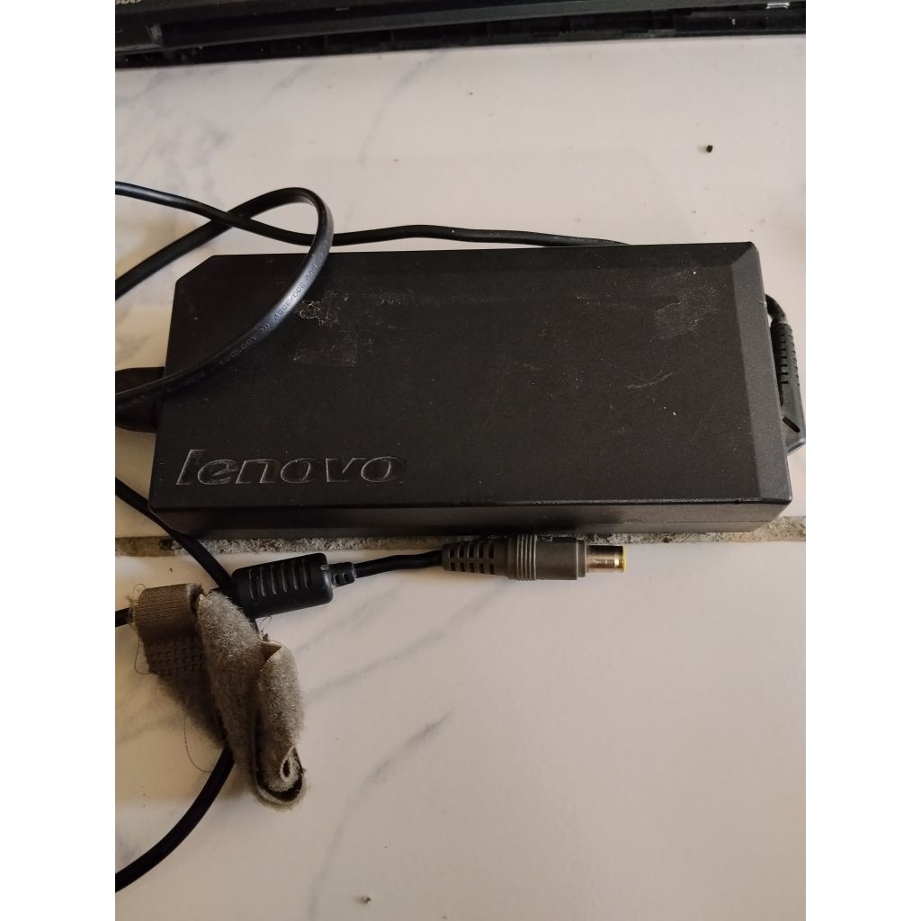 Charger Laptop Original Lenovo