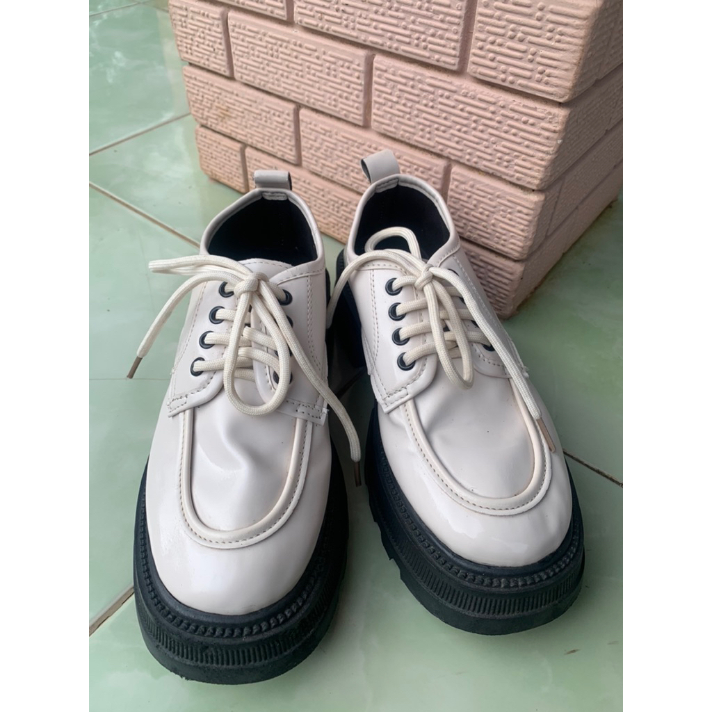 *PRELOVED SEPATU WEDGES*