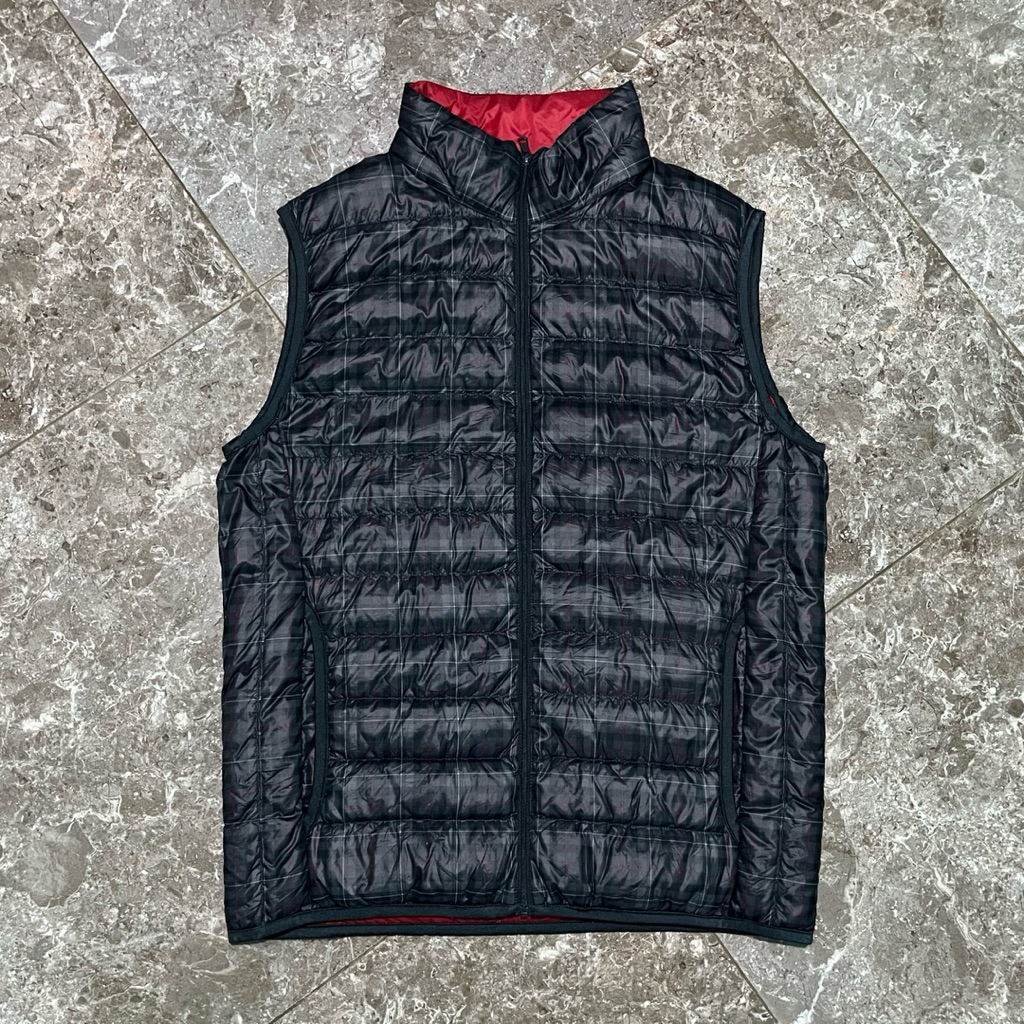 ROMPI BULU ANGSA ULTRALIGHT UNIQLO