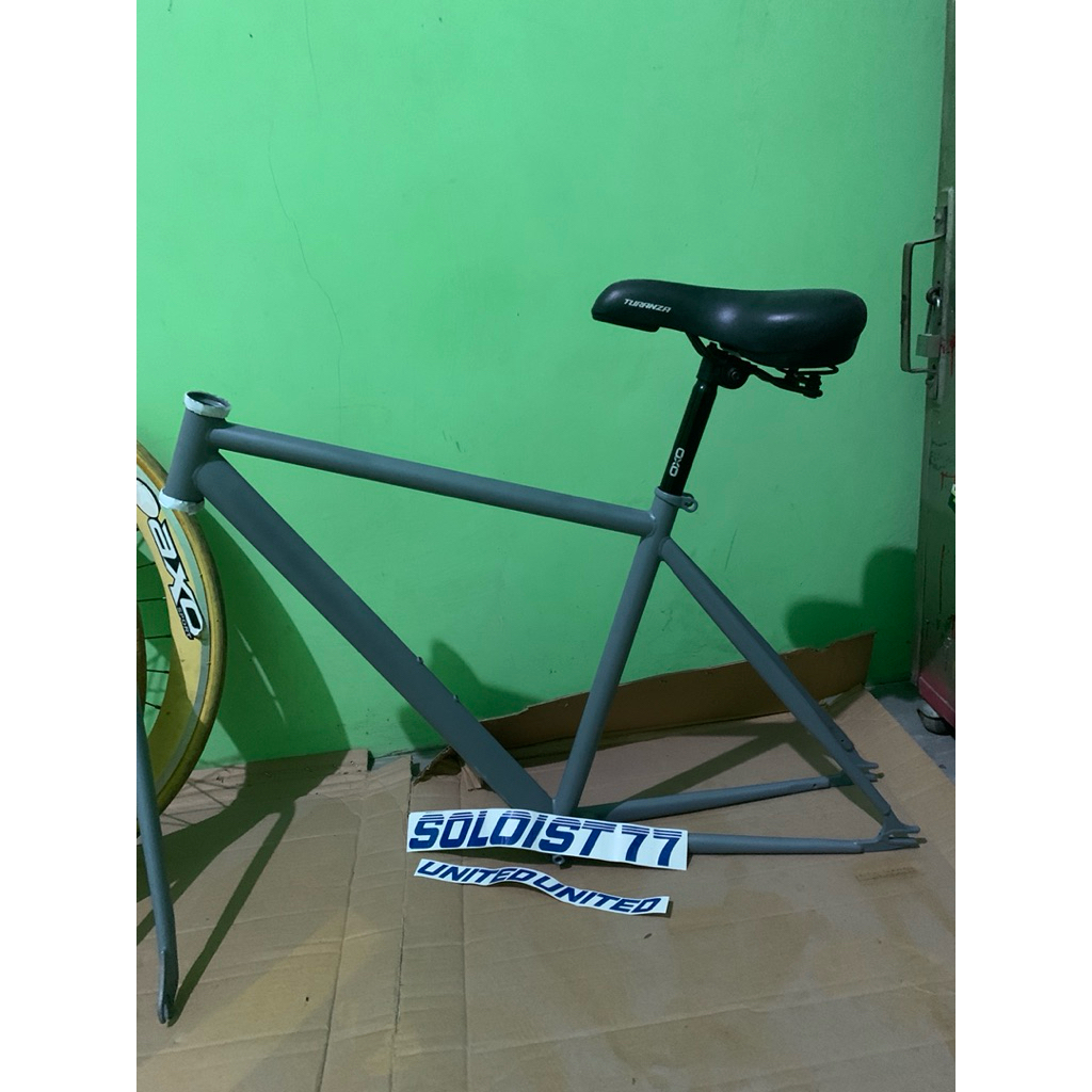 sepeda fixie soloist