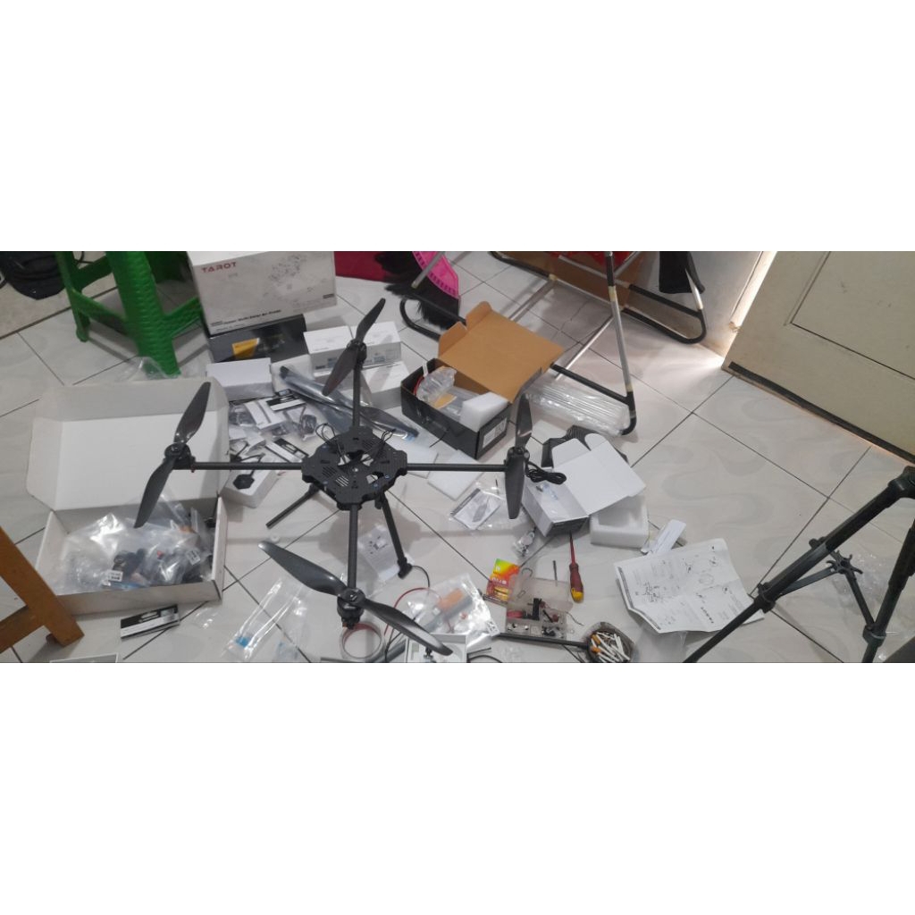 JASA SERVICE DRONE AGRI & PERAKITAN DRONE  FPV