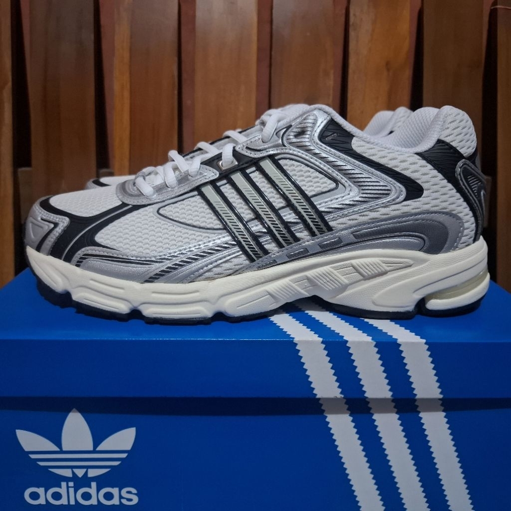 Adidas Lifestyle & Running Response CL Shoes Unisex White IG6226