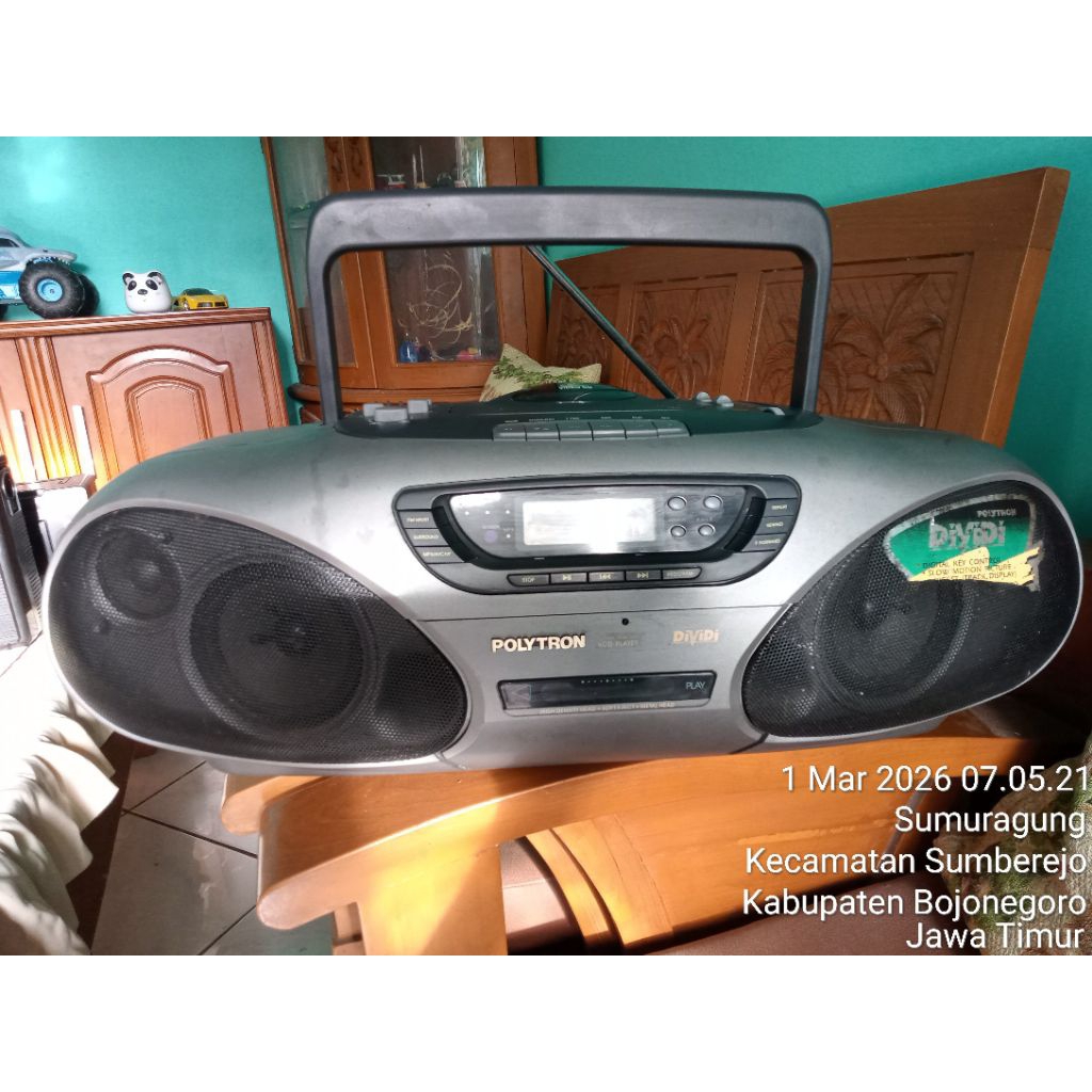 Radio/Tape Polytron VCD-700KE jumbo Second sangat Normal masih ORIl dan  VCD masih bisa