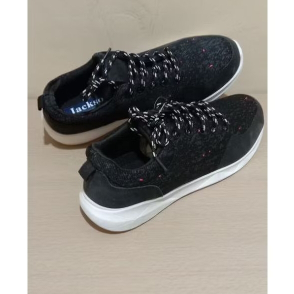 SEPATU SNEAKER JACKSON ORIGINAL SISE (43)