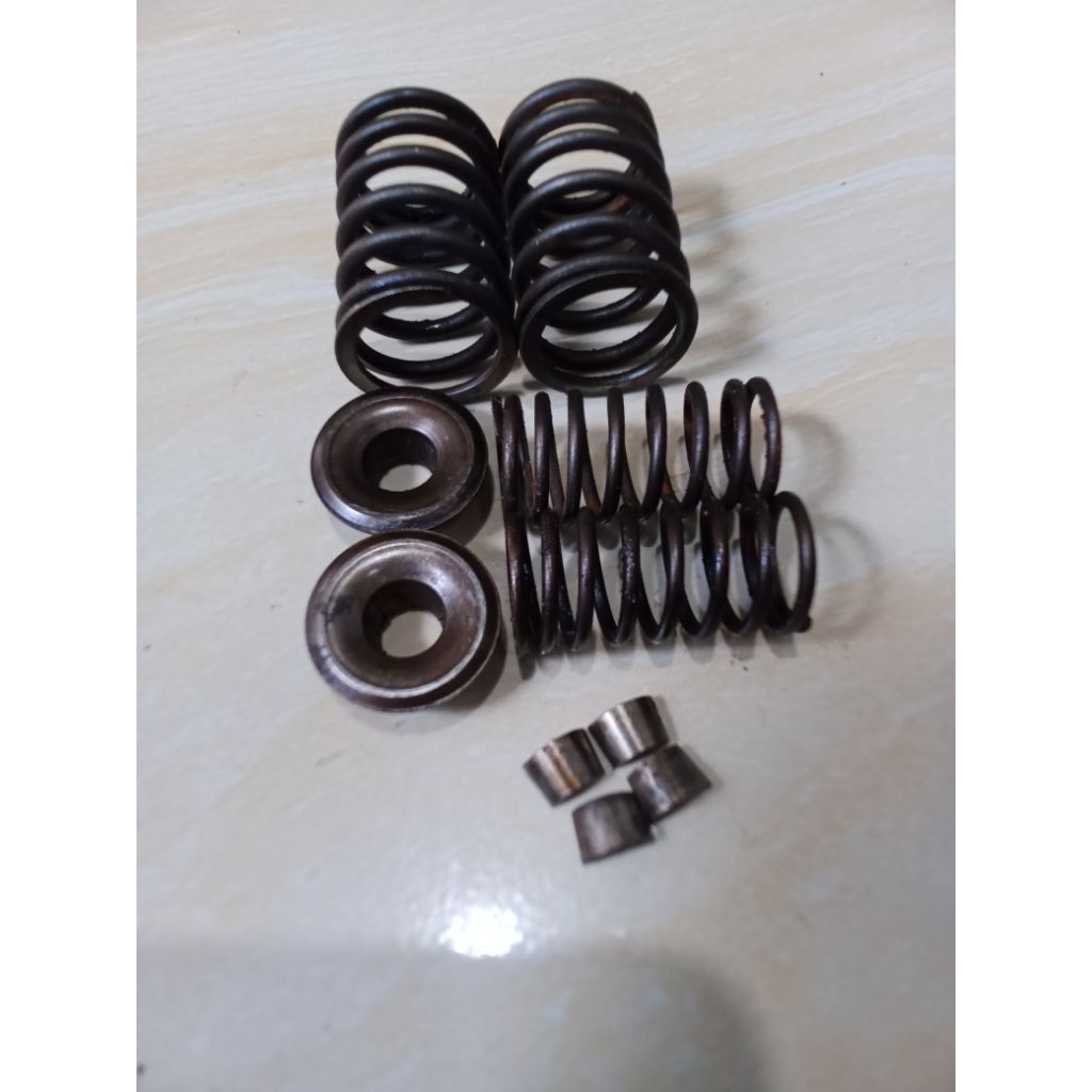 Per Klep Set Topi Klep Honda Astrea Grand Supra X original