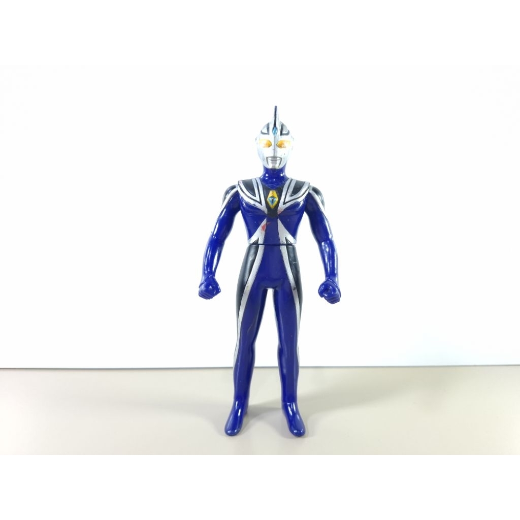 Figure Ultraman Agul 16 Cm F 24