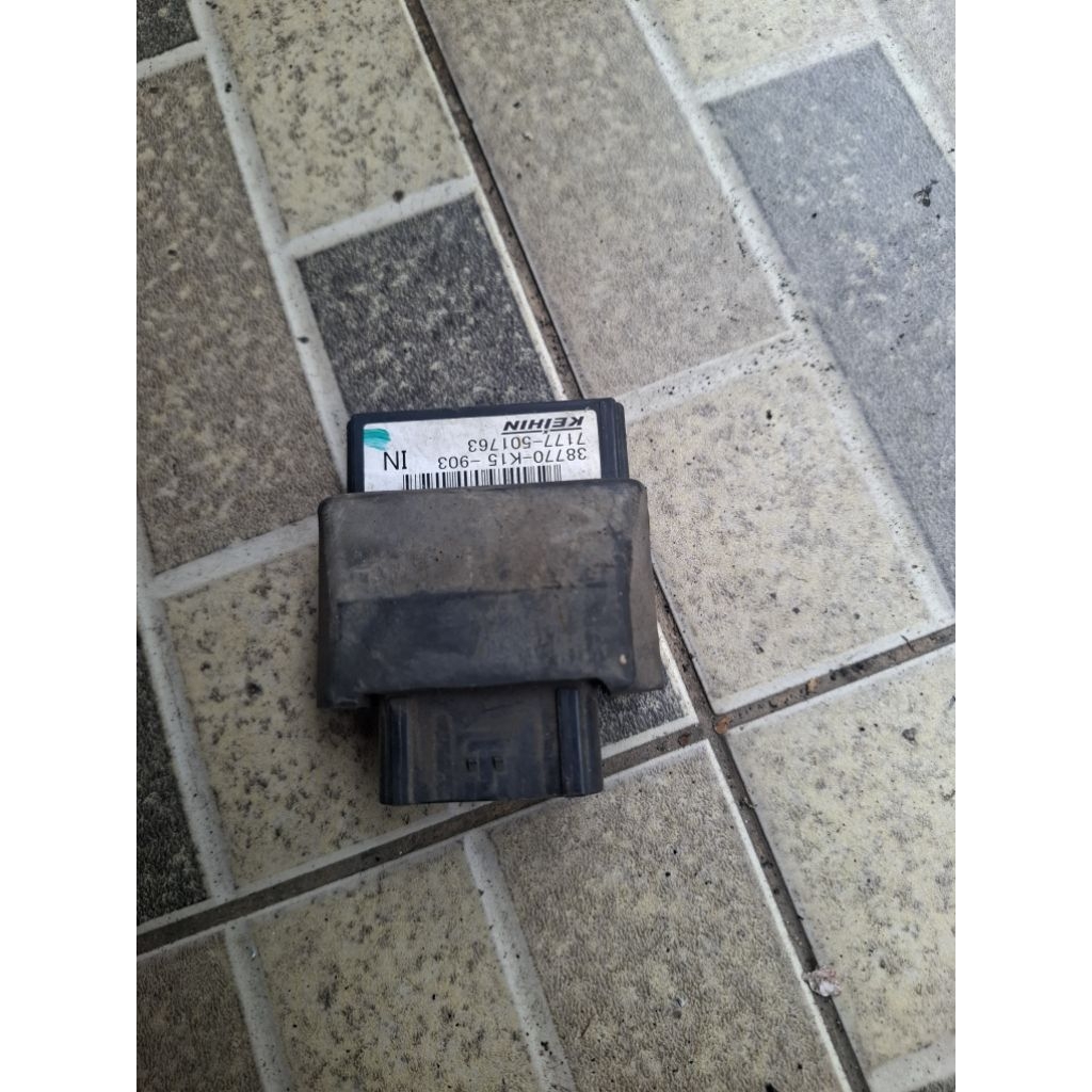 Ecu ecm 2nd ori cb 150r old K15 sehat garansi ori copotan.
