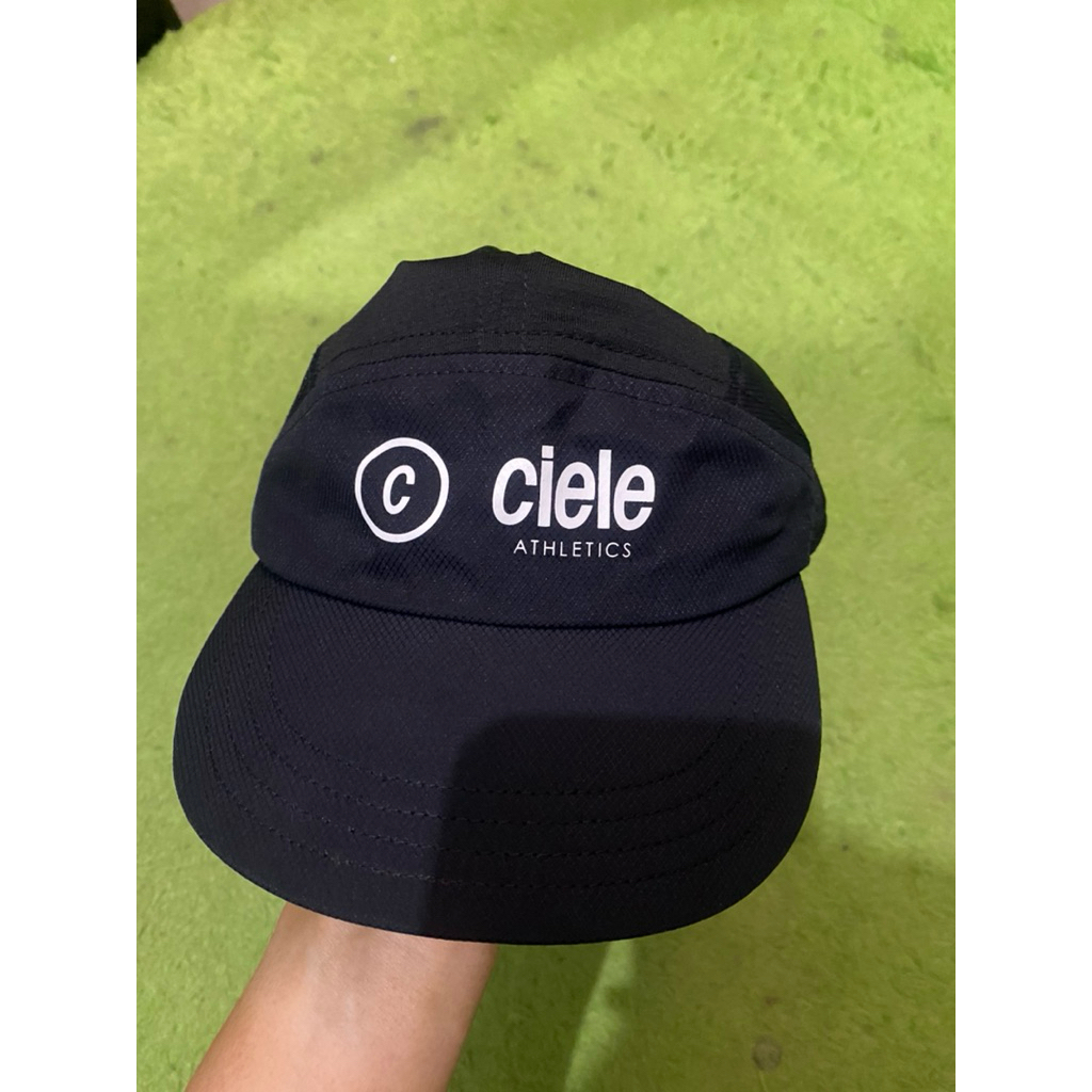 Topi Lari, Hiking CIELE ORI