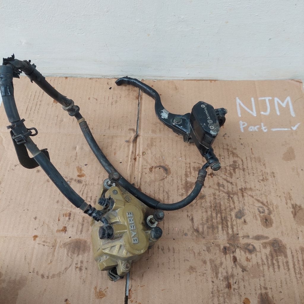 Handle Rem Depan Dan Pala babi Caliper Merk BYBRE Original