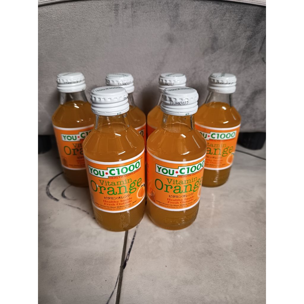 Minuman vitamin YOU C 1000 6 botol