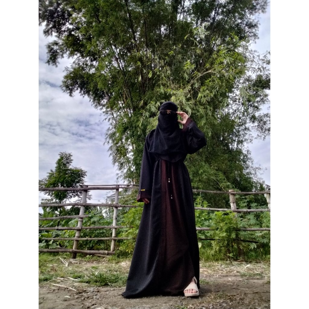 Abaya Khayra by Azzahwa fashion dengan model outer nyambung Abaya hitam abaya turkiye abaya arab