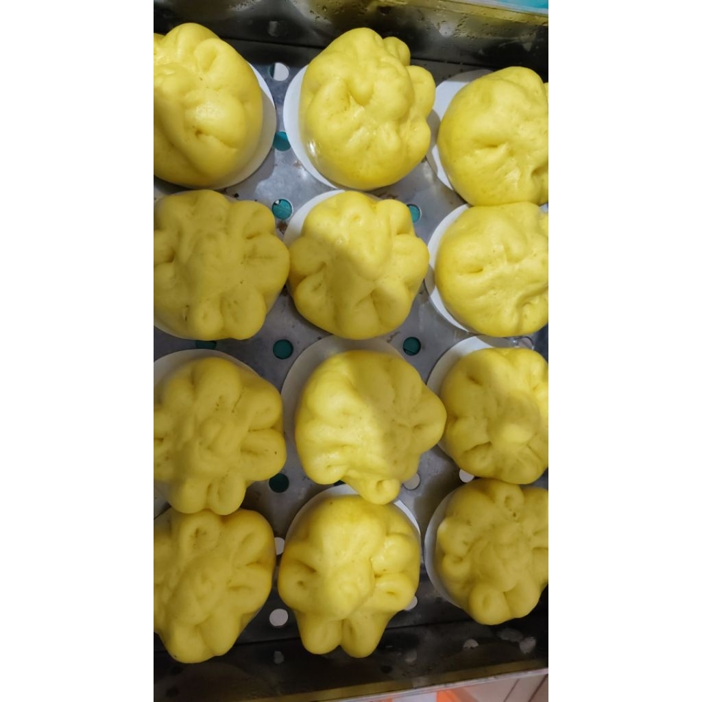 Bakpao Ubi kuning Babi kecap