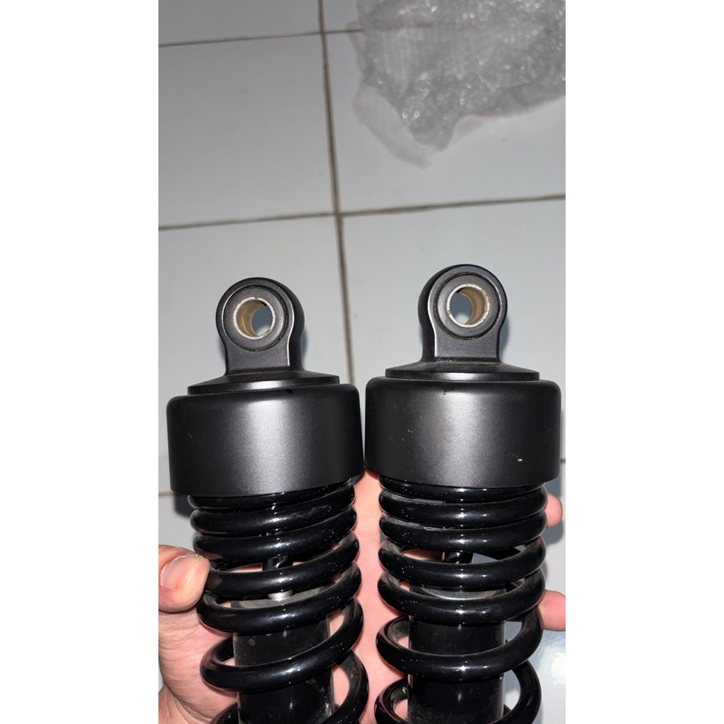 Shock OEM Honda Rebel 500 Bekas
