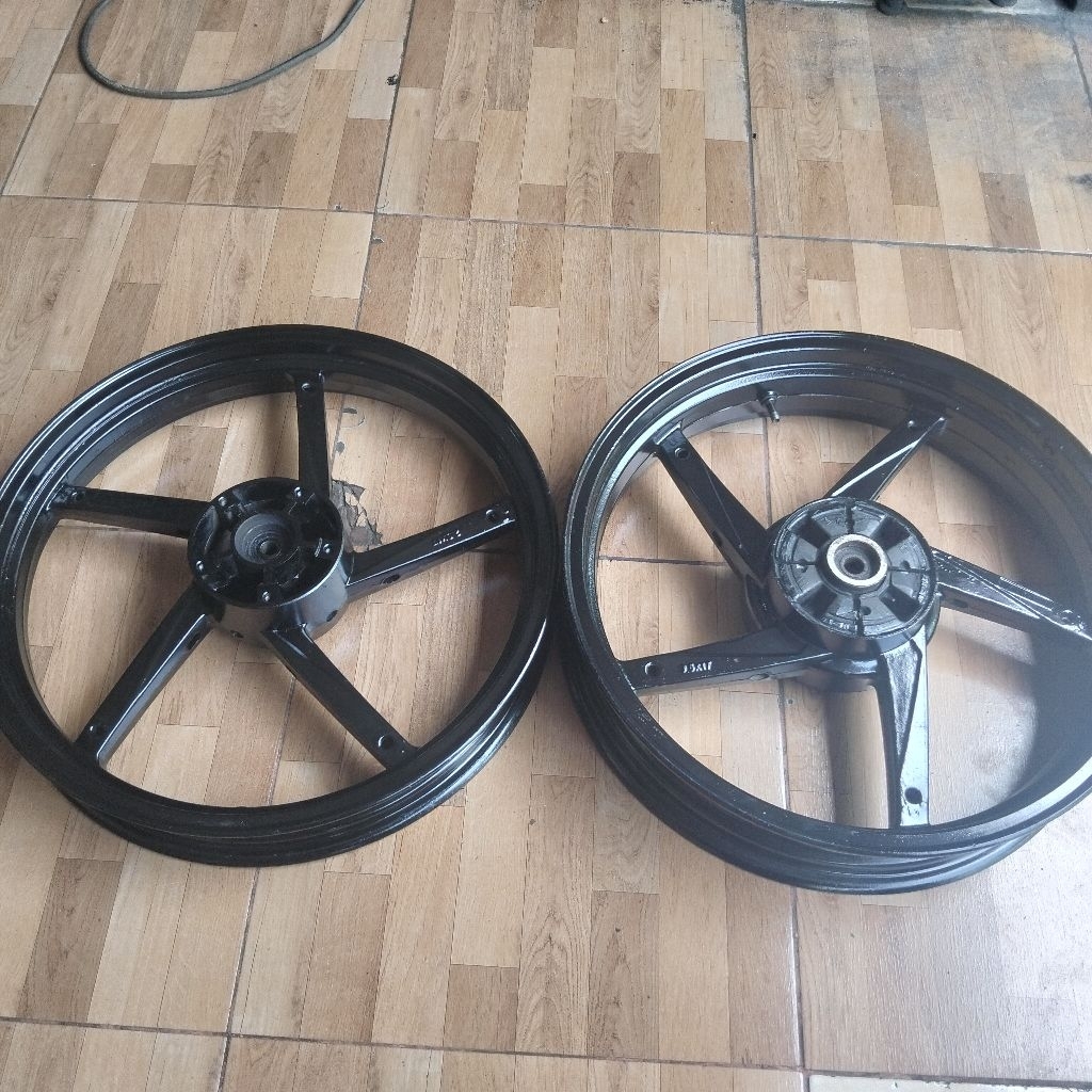 velg vixion old tapak lebar pelek Vixion old tapak lebar pelah vixion