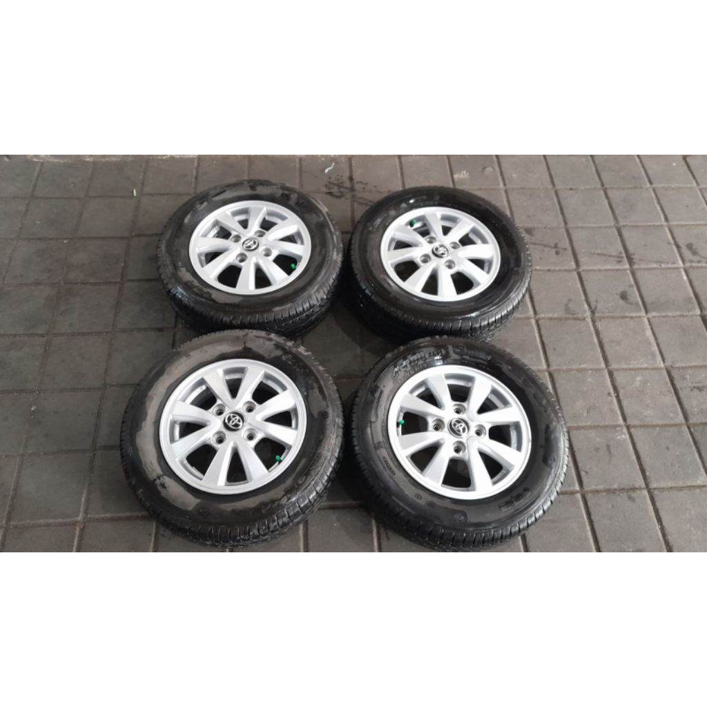 Velg dan ban bekas mobil oem copotan avanza ring 14 + ban 185 70 14