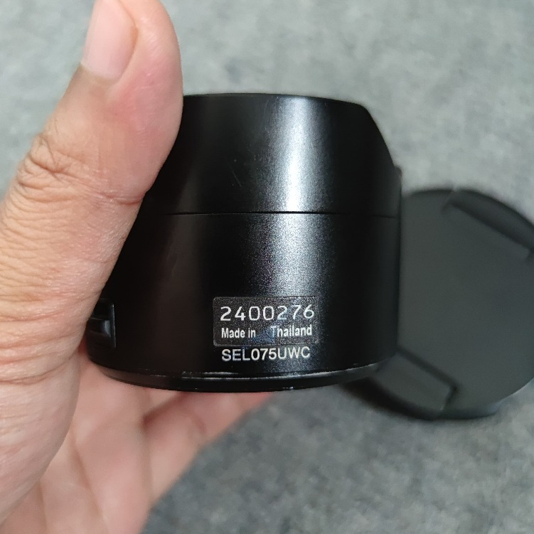 Sony Ultra Wide Converter 28mm Sony UWC 28mm to 20mm 21mm SEL 075 UWC