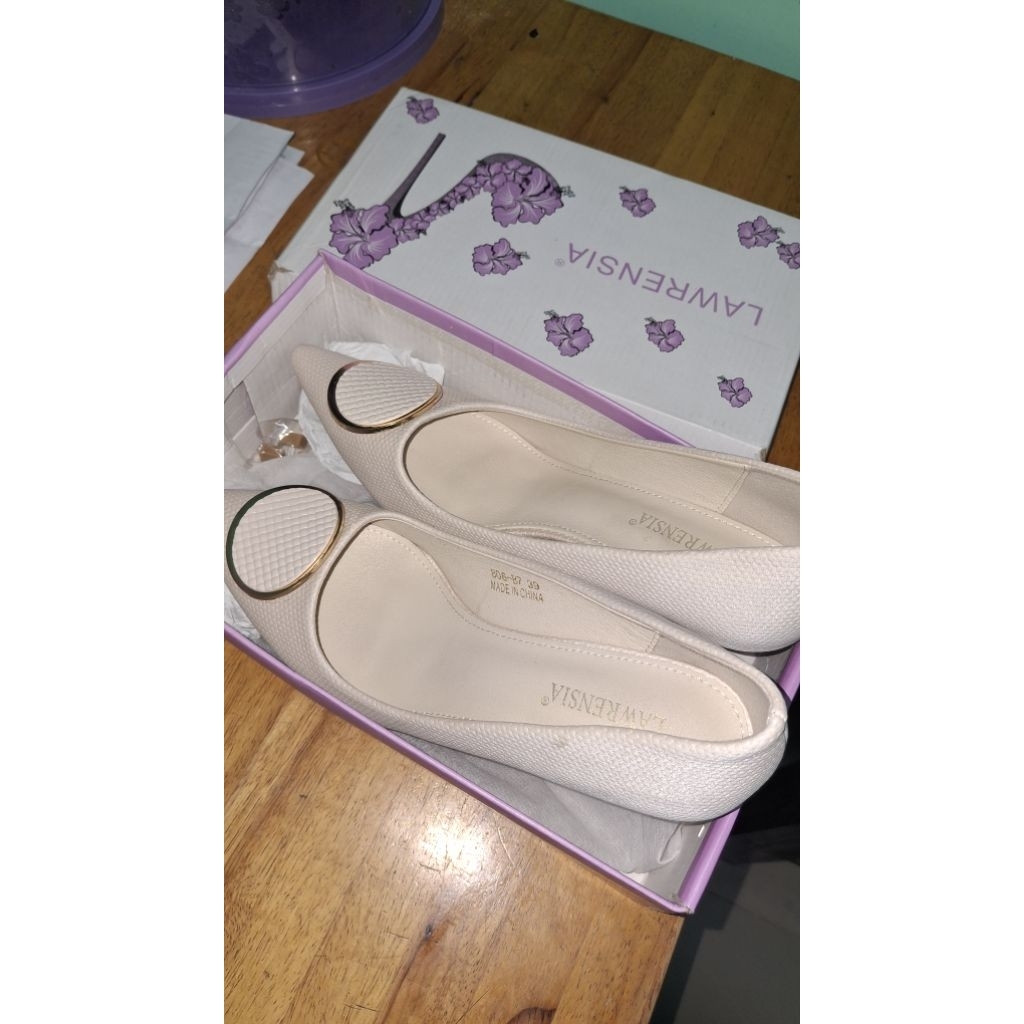 SEPATU HEELS LAWRENSIA ORI MATAHARI