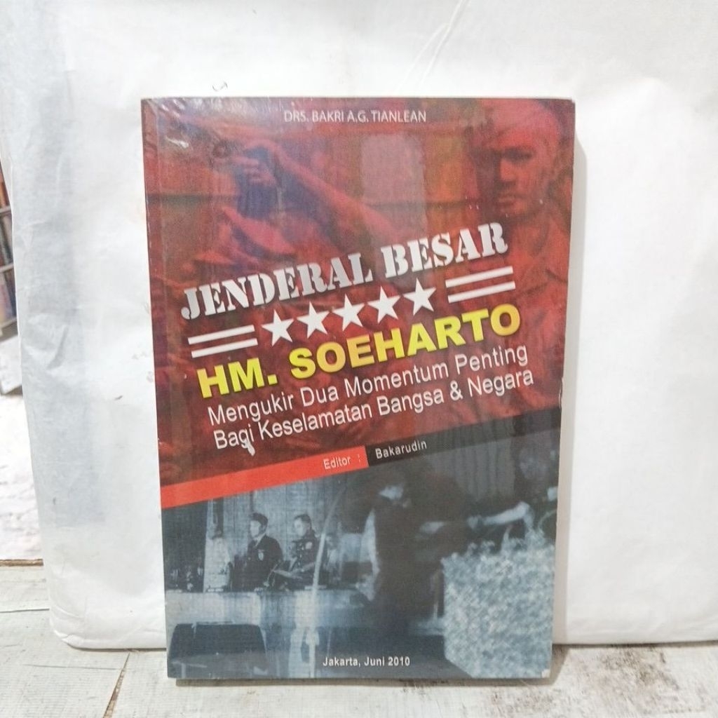 Buku Jendral Besar, HM. Soeharto