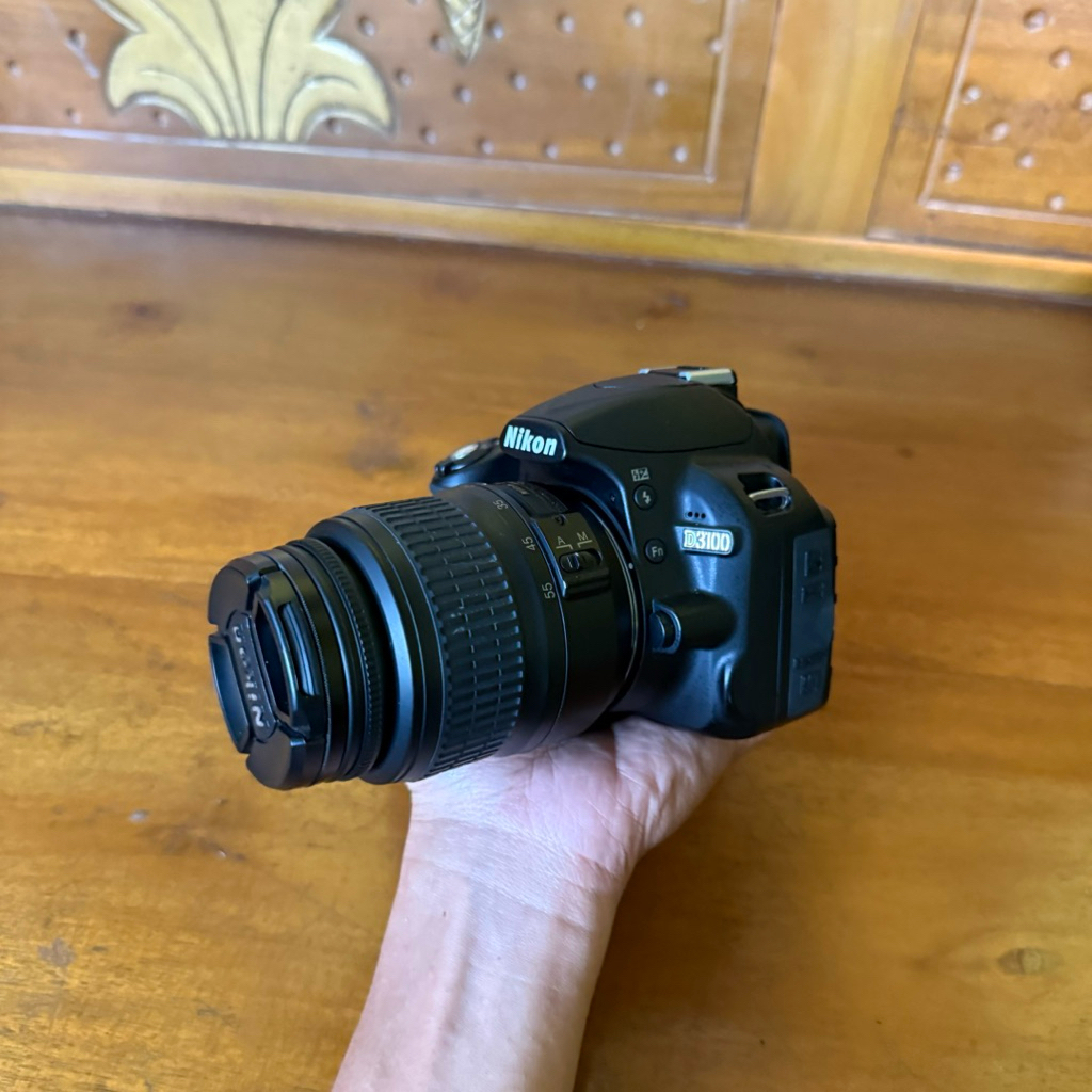 Nikon DSLR D3100 Lensa 18-55mm