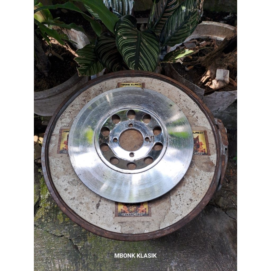 piringan cakram suzuki gt185 twin ORIGINAL piringan cakram gt185 piringan cakram suzuki gt twin piri