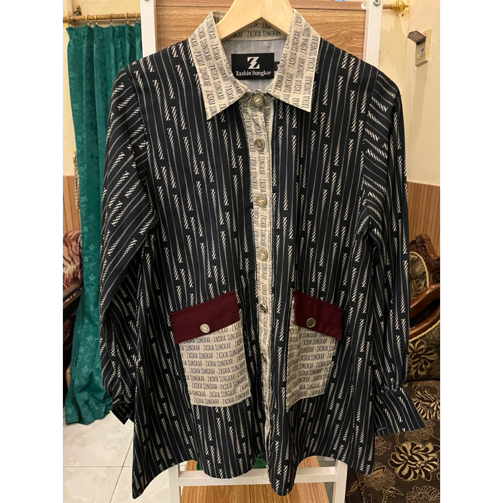 PRELOV ZASKIA SUNGKAR SIZE M
