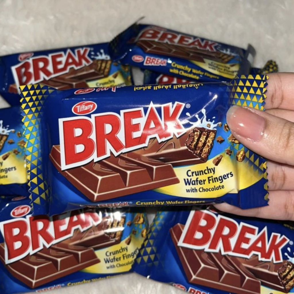 Coklat Break 25gr Saudi wafer biskuit Arab Saudi