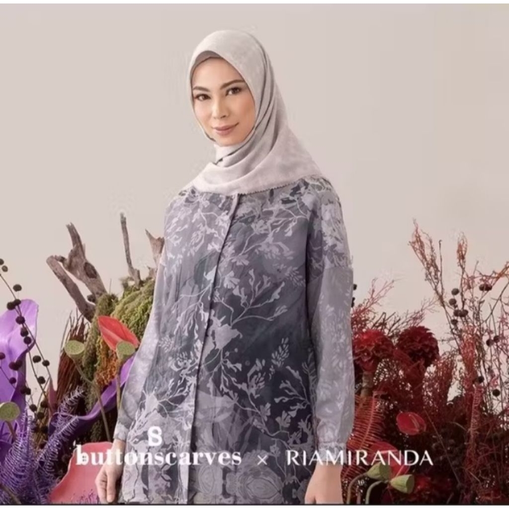 RM X BS VALVIA TOP MIDNIGHT SIZE XS/S AS IS NEW RARE