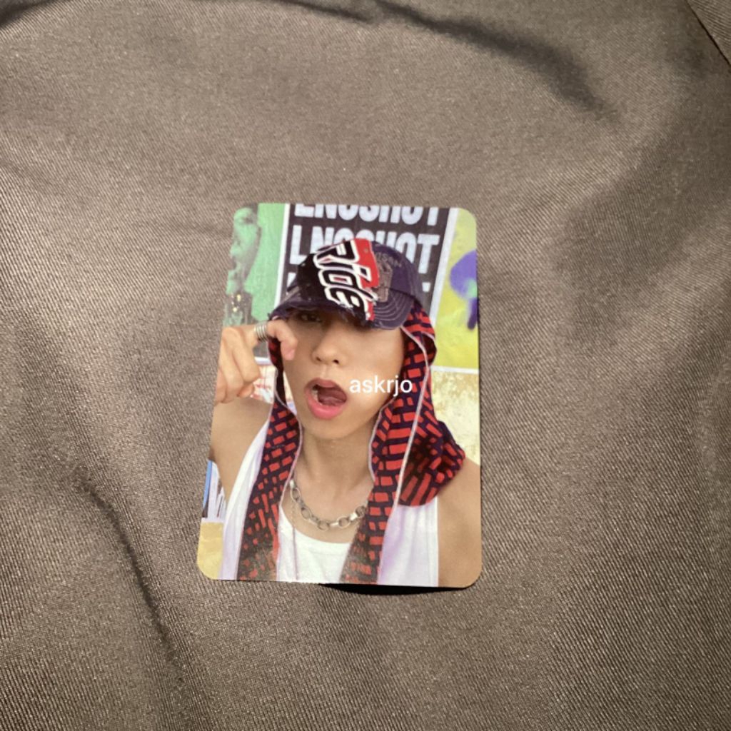 (BOOKED) RYUL MIHWADANG LNGSHOT PHOTOCARD