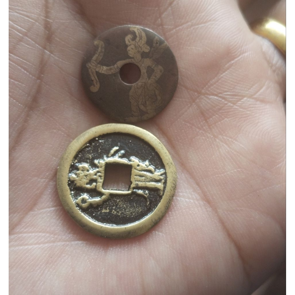 Hobi pis bolong kresna arjuna