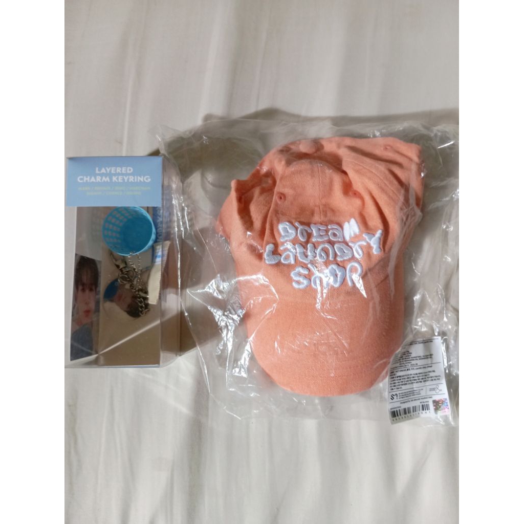(READY) MD Dream Laundry Shop Baseball cap Keyring Jeno