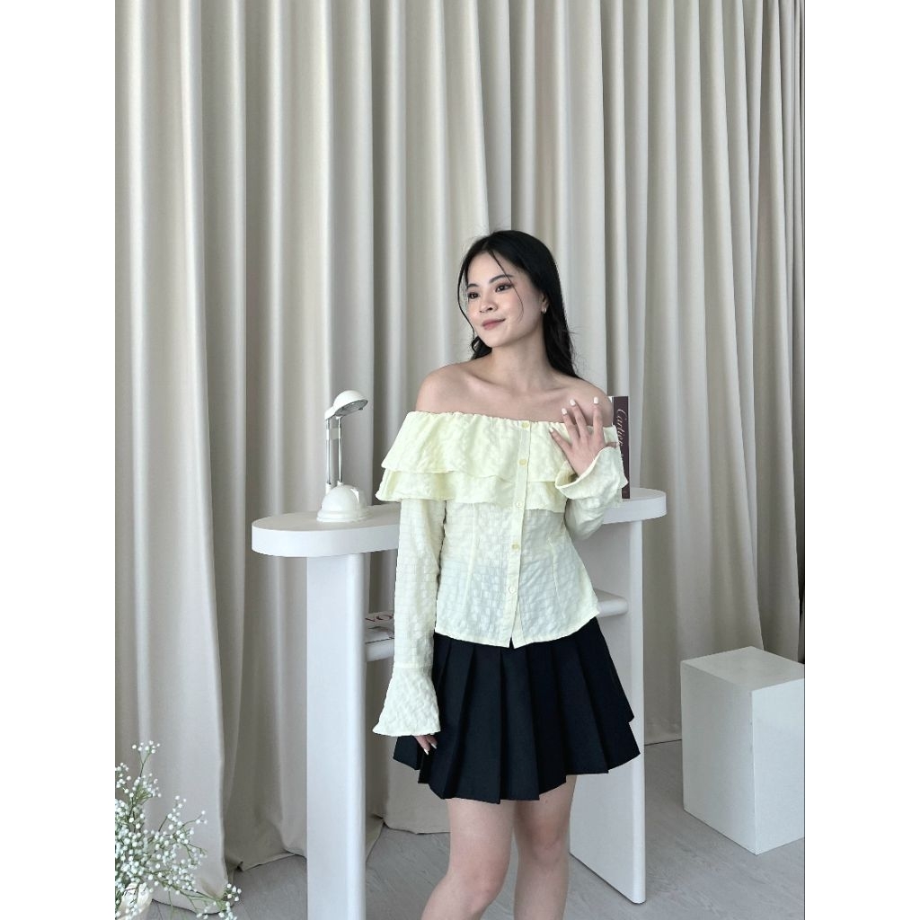 Blus Wanita - Sabrina Ruffle Top (Yellow)