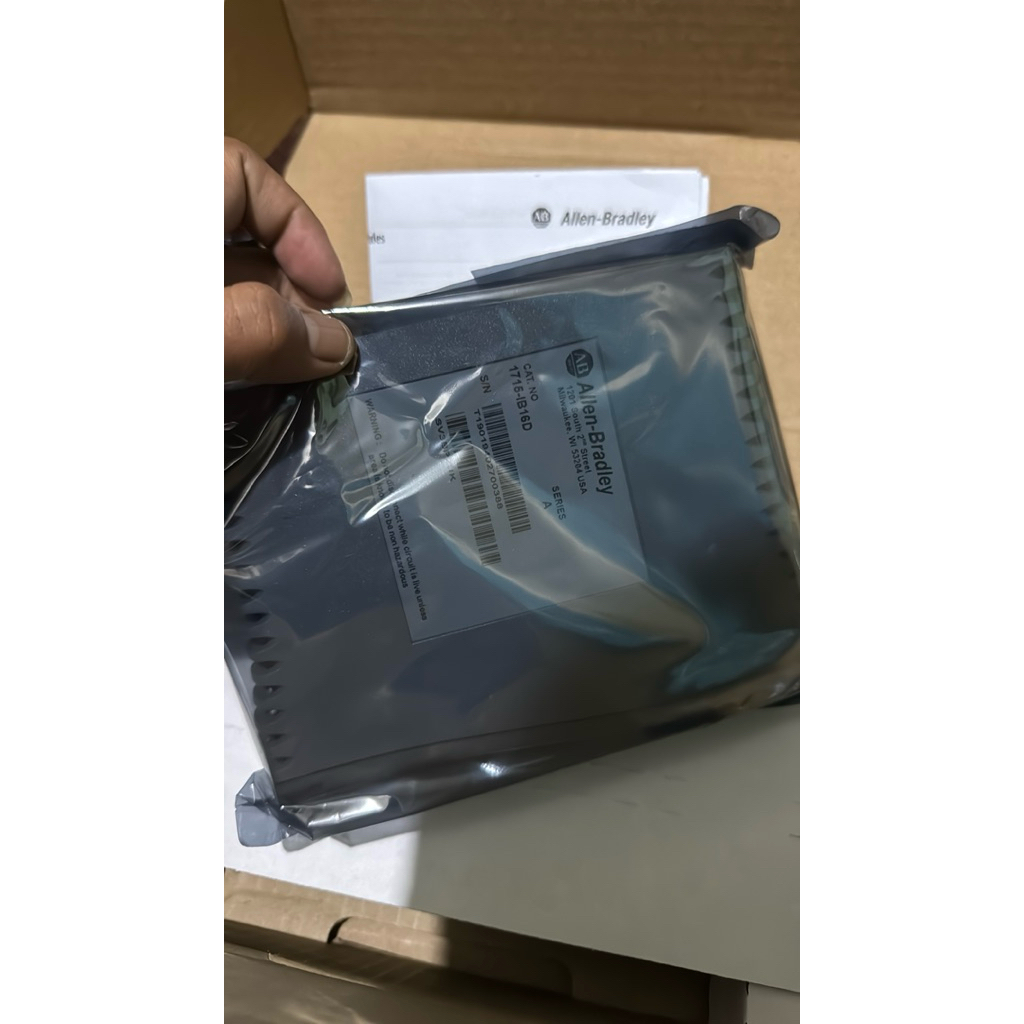 Allen Bradley 1715-IB16D 16POINT DIGITAL MODUL INPUT