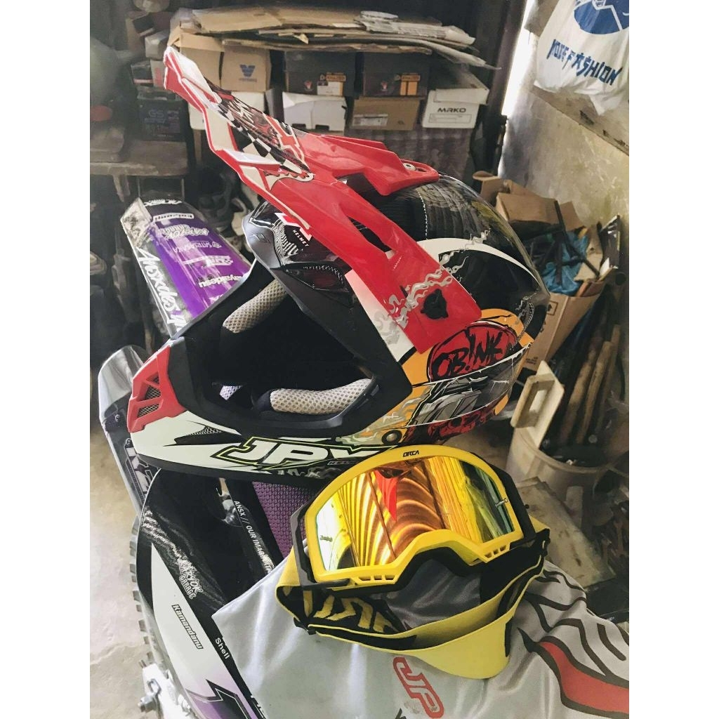 helm jpx fox 1 size L mulus + goggle orca