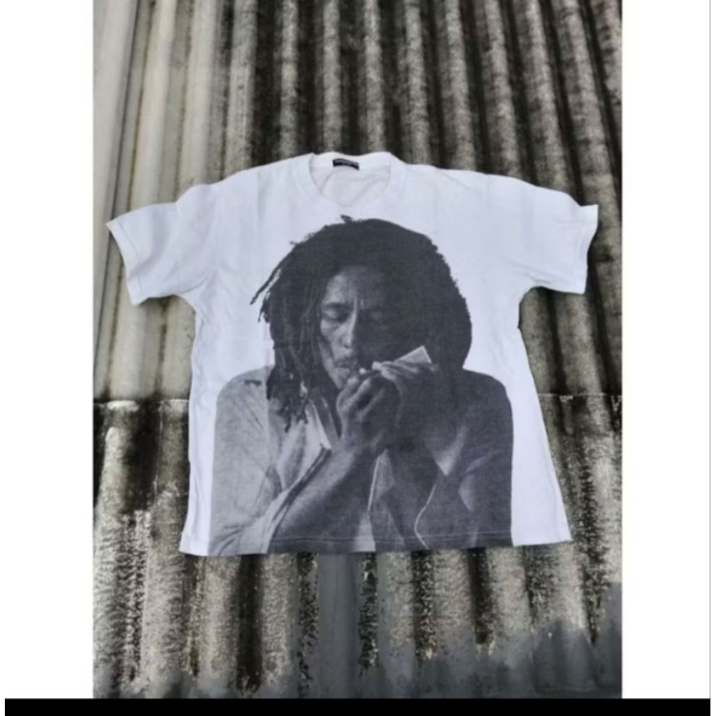 Tshirt thanksinsomnia Bob Marley size medium